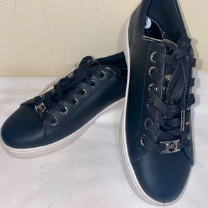 Size 5 Michael Kors Women's Lace up sneaker black